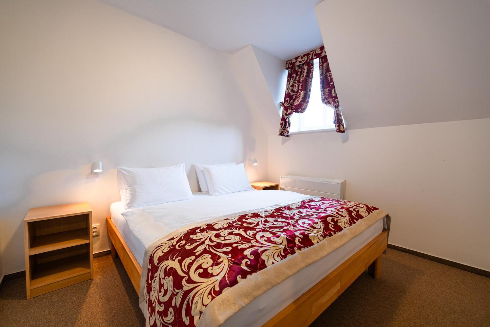 Hotel Mezní Louka Hřensko Habitación foto